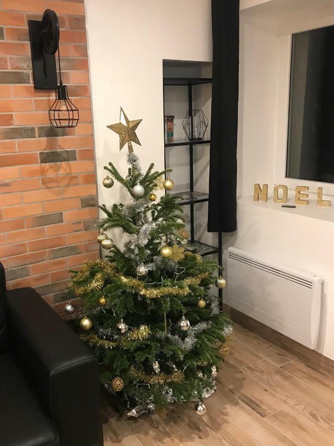 Gite 5 Pers Avec 2H Espace Bien-Etre Privatise Inclus Dans Le Prix De La Nuit 80M2 De Detente Equilly Экстерьер фото